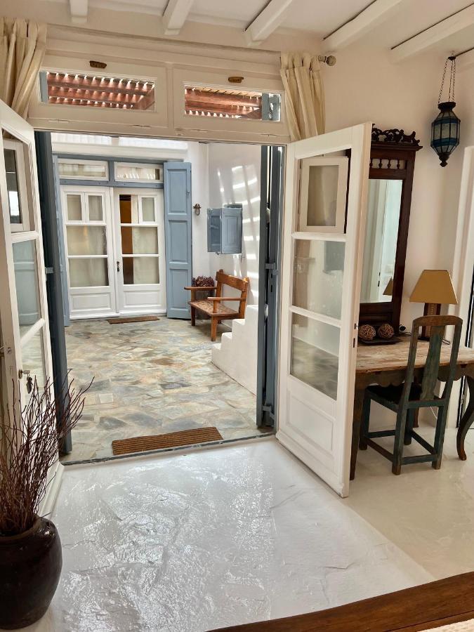 אורנוס Beachfront Mykonos Guest House מראה חיצוני תמונה