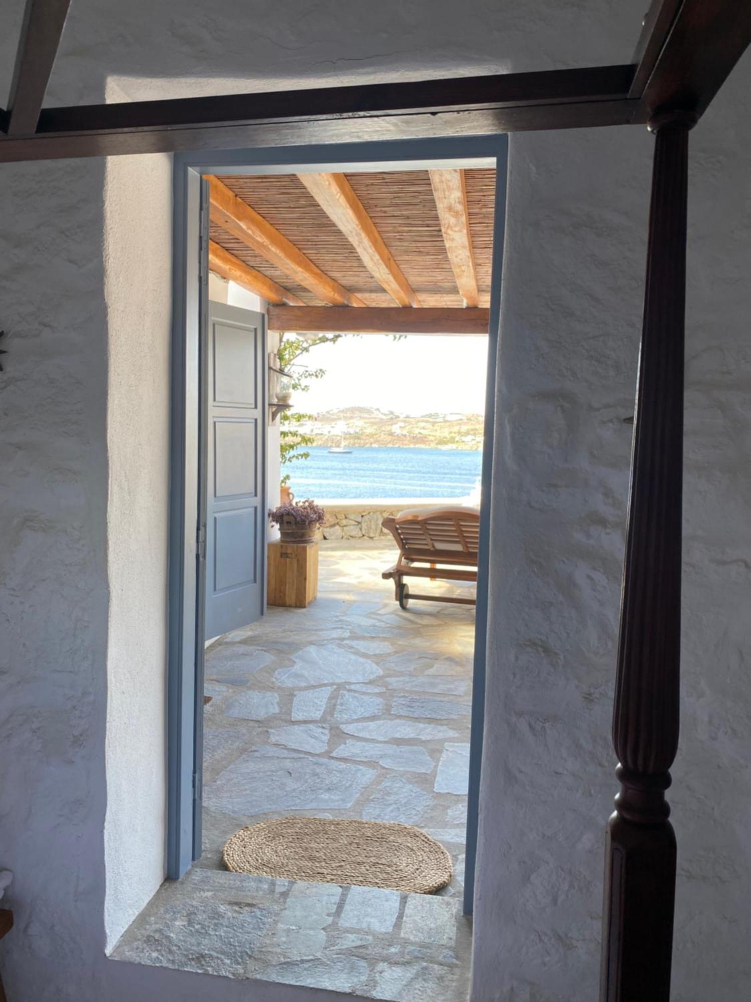 אורנוס Beachfront Mykonos Guest House חדר תמונה